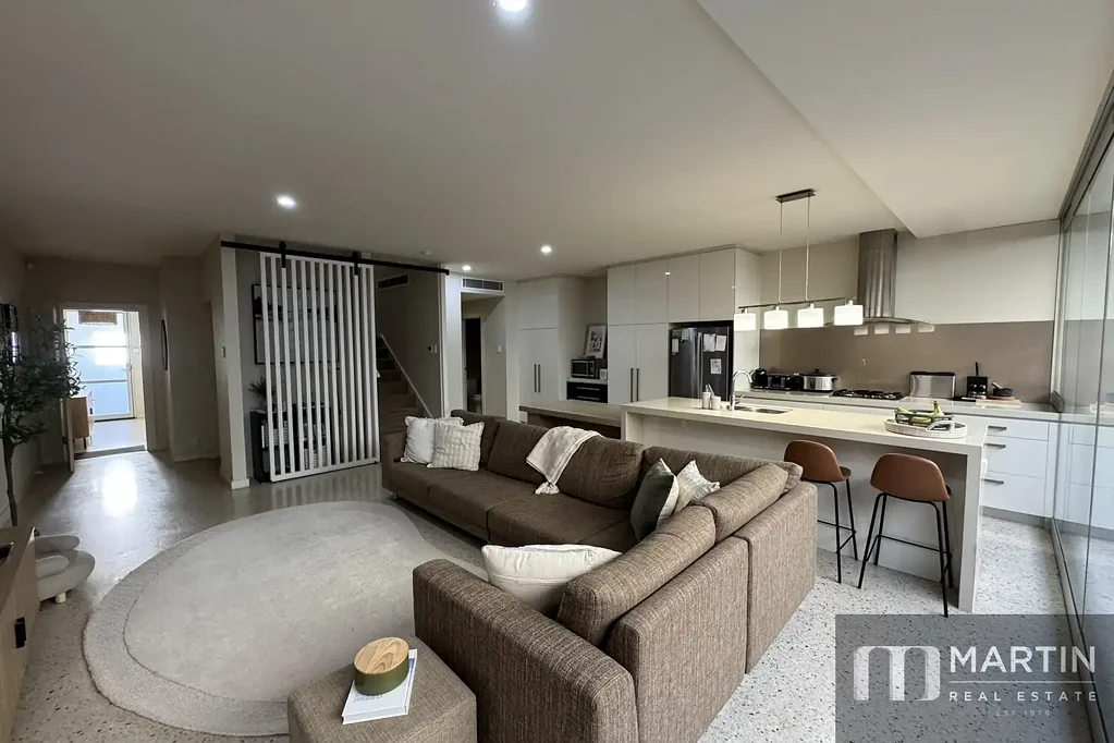 North Adelaide 3कमरा A HOME THAT LETS YOU LIVE THE NORTH ADELAIDE DREAM!