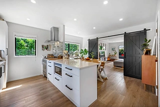 21a Leiden Place, Totara Vale, North Shore City
