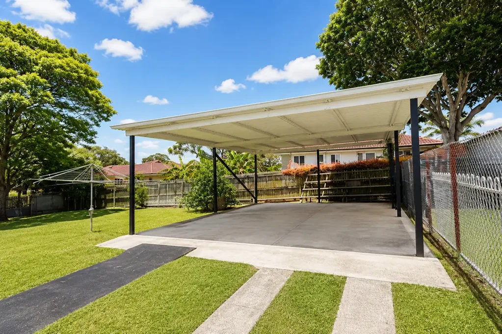Woodridge 3침실 Packed with Potential!! a Superb 3-Bedroom Home for First Home Buyers & Investors