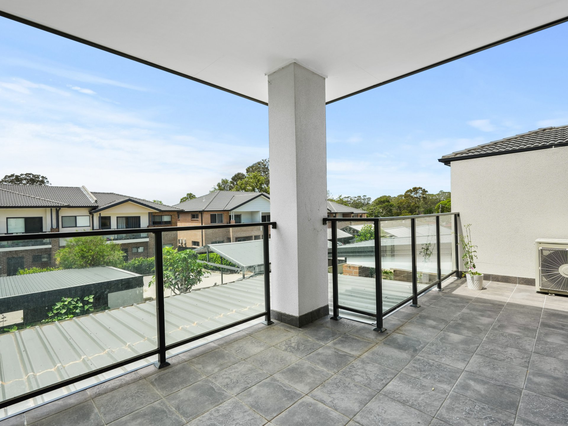 UNIT 11 26-28 THIRD AV, MACQUARIE FIELDS NSW 2564, 0 phòng ngủ, 0 phòng tắm, House