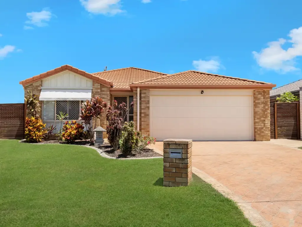9 Brooke Court, Torquay, QLD 4655