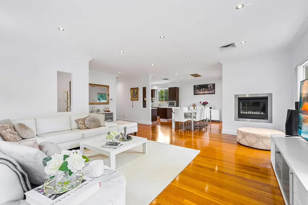 Kingsgrove 4Habitaciones Spacious Family Home Only 20 years Young