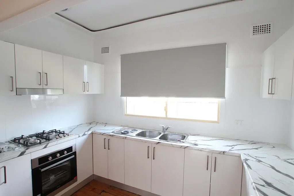 3 Bedrooms Fornt House