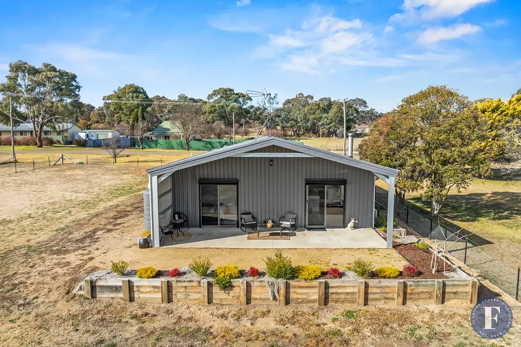 101- 103 Farm Street, Boorowa, NSW 2586