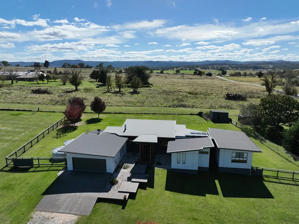 Tenterfield 4બેડરૂમ Check this one out!!!