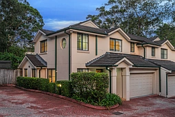 7/27 Cook Street, Baulkham Hills