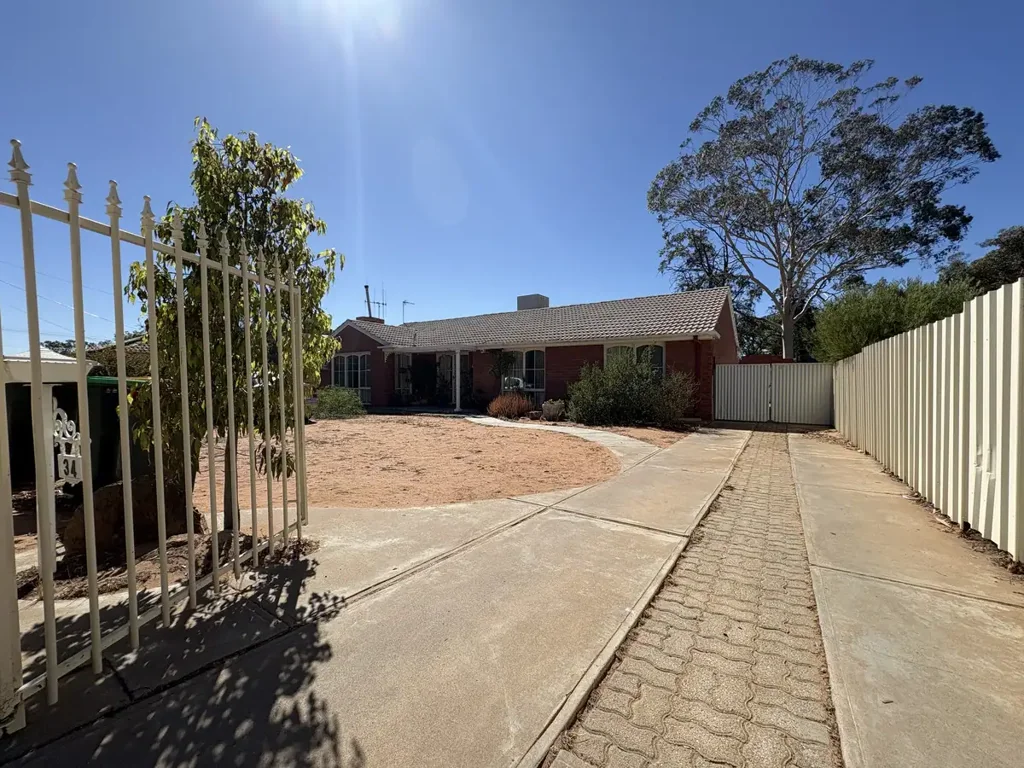 34 Stokes Terrace, Port Augusta West, SA 5700