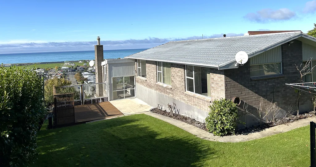 Oamaru 4कमरा Million dollar views without the price tag