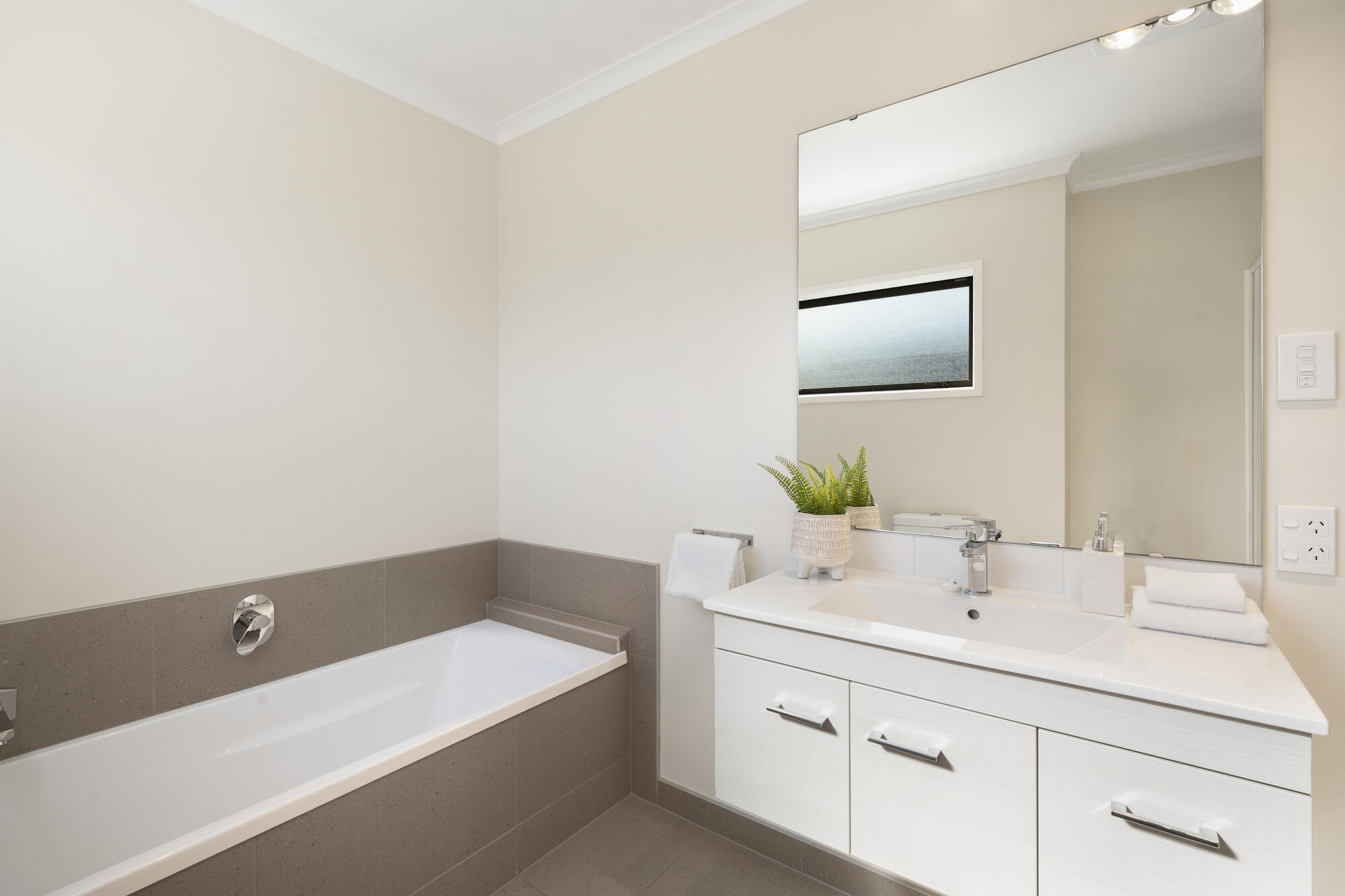 63 Buckley Avenue, Hobsonville, photo 20
