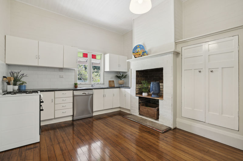 6 HAMMOND ST, BELLINGEN NSW 2454, 0 habitaciones, 0 baños, House