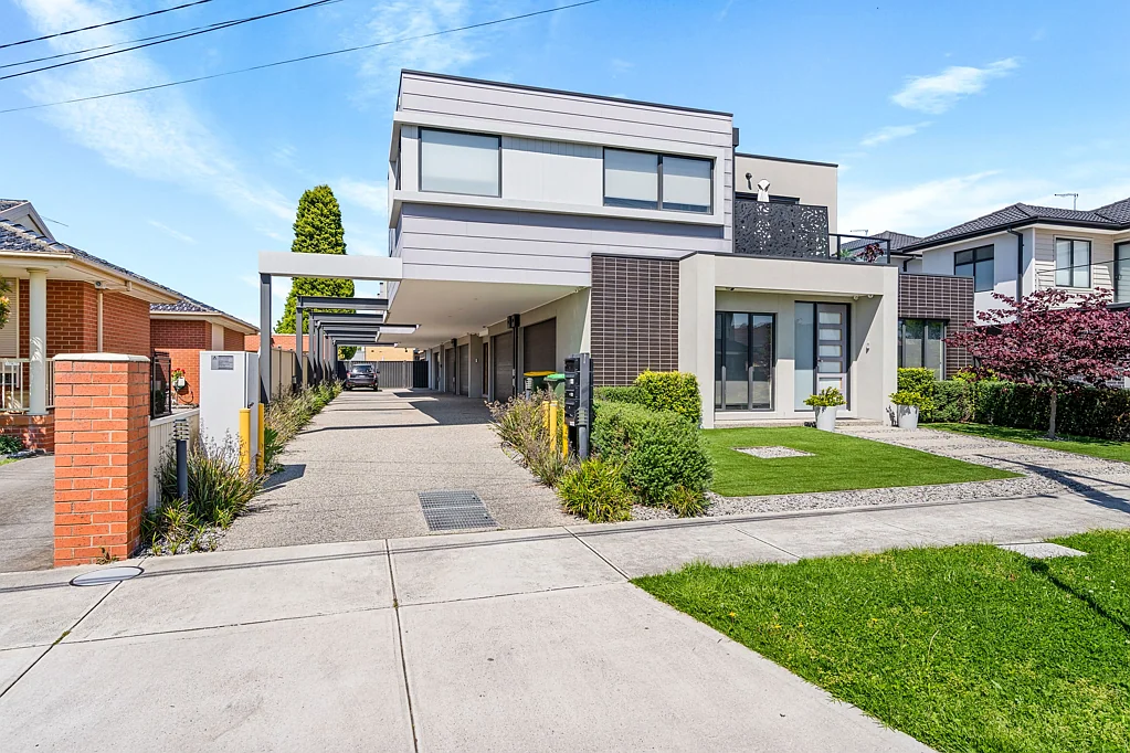 4/7 Highlands Road, Thomastown, VIC 3074