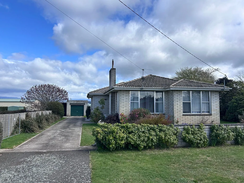 80 West Goderich Street, Deloraine, TAS 7304