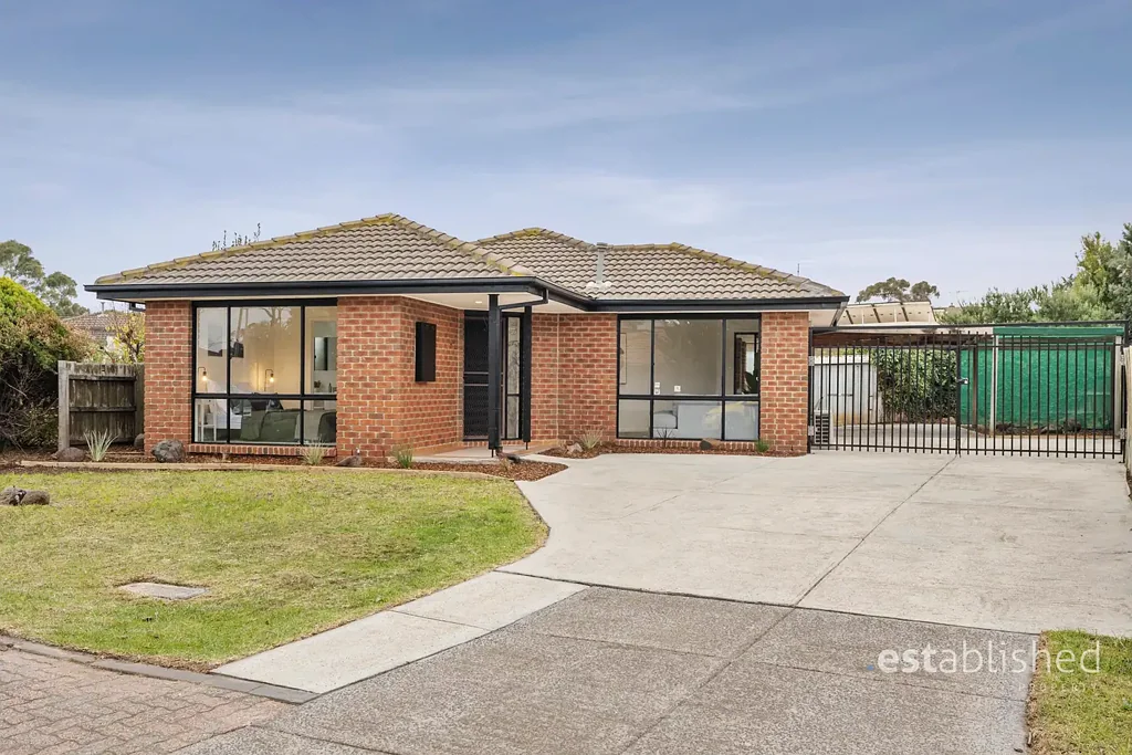 5 Parkside Walk, Laverton, VIC 3028