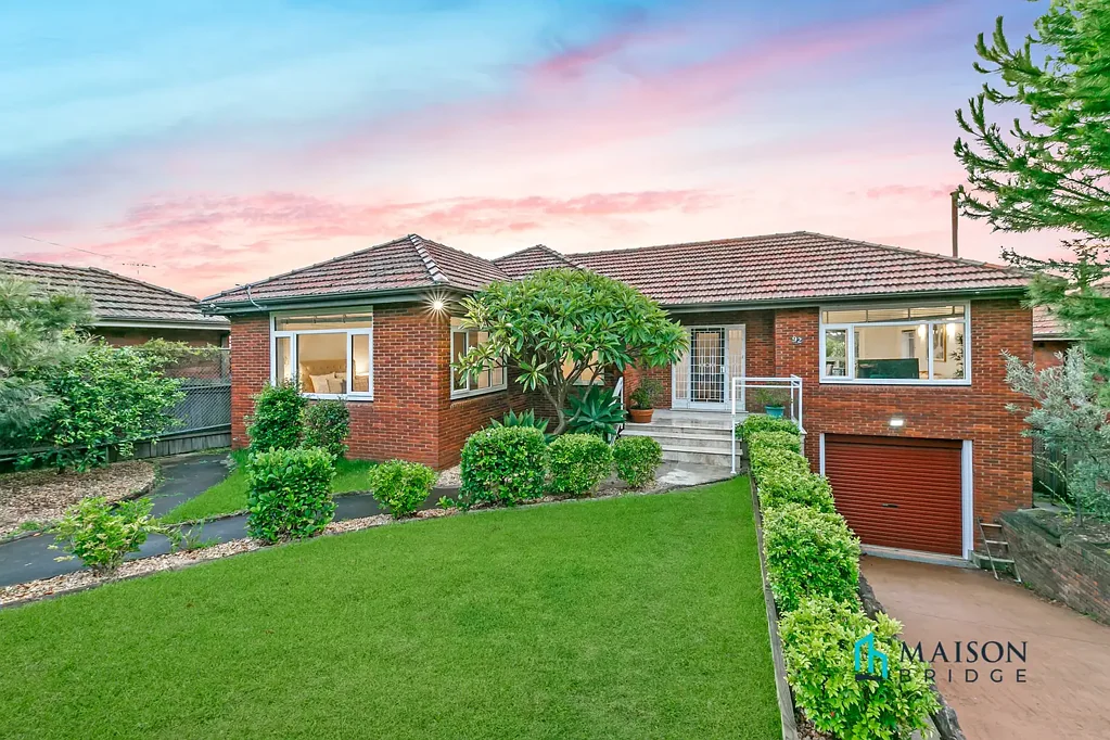 Comfort and Convenience in the Heart of Denistone West