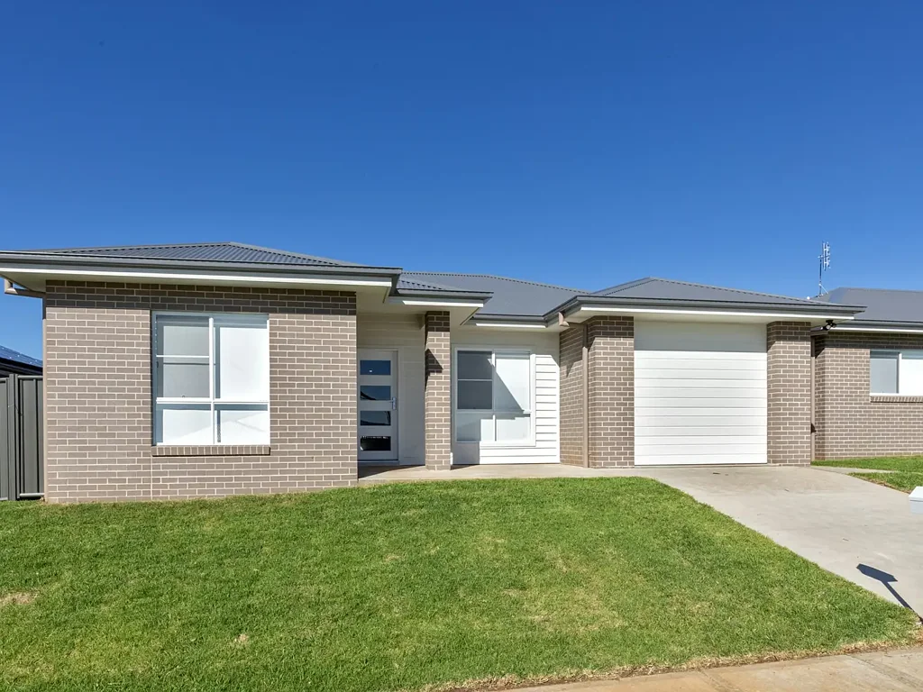 North Tamworth 3غرفة نوم Modern Low Maintenance Living in Prime North Tamworth Location