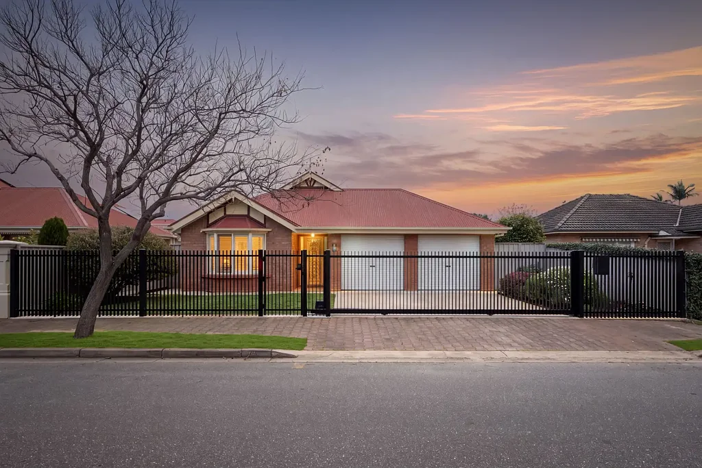 Clarence Park 3Habitaciones Secure, Spacious & Effortlessly Stylish in Coveted Clarence Park