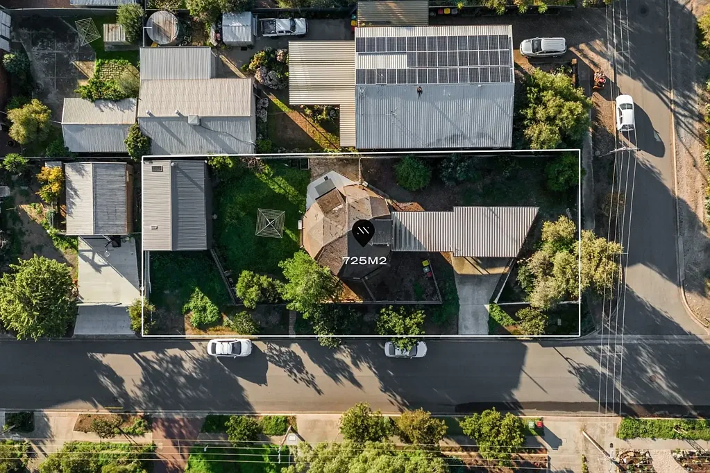 Hallett Cove 3ห้องนอน Premium Corner Allotment Offering Both Lifestyle & Development Potential.