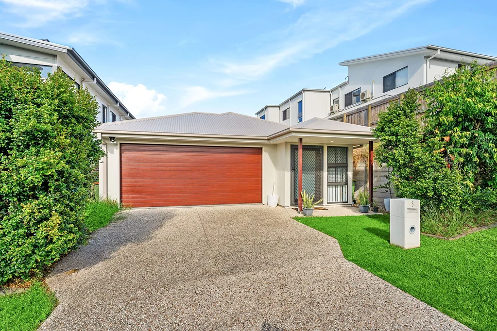 5 Shapcott Street, Ripley, QLD 4306