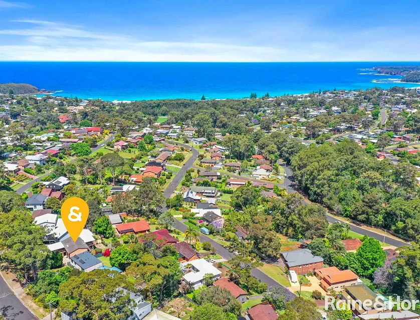 21 Linden Way, Mollymook Beach, South Coast, 5 ਕਮਰੇ, 2 ਬਾਥਰੂਮ, House