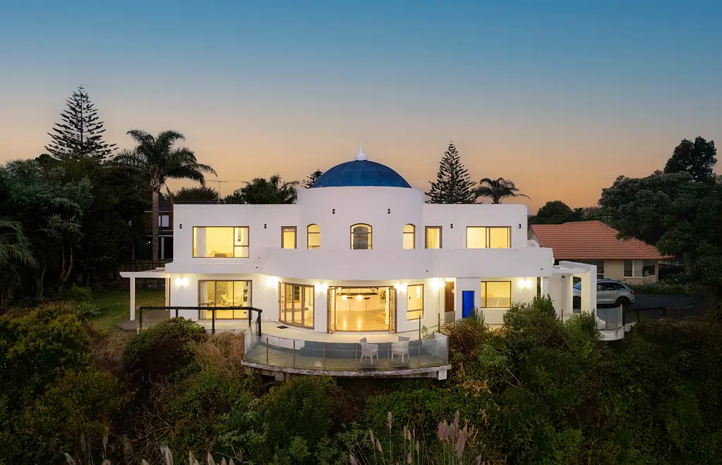 Papakura 4ਬੈੱਡਰੂਮ Grecian Paradise in New Zealand