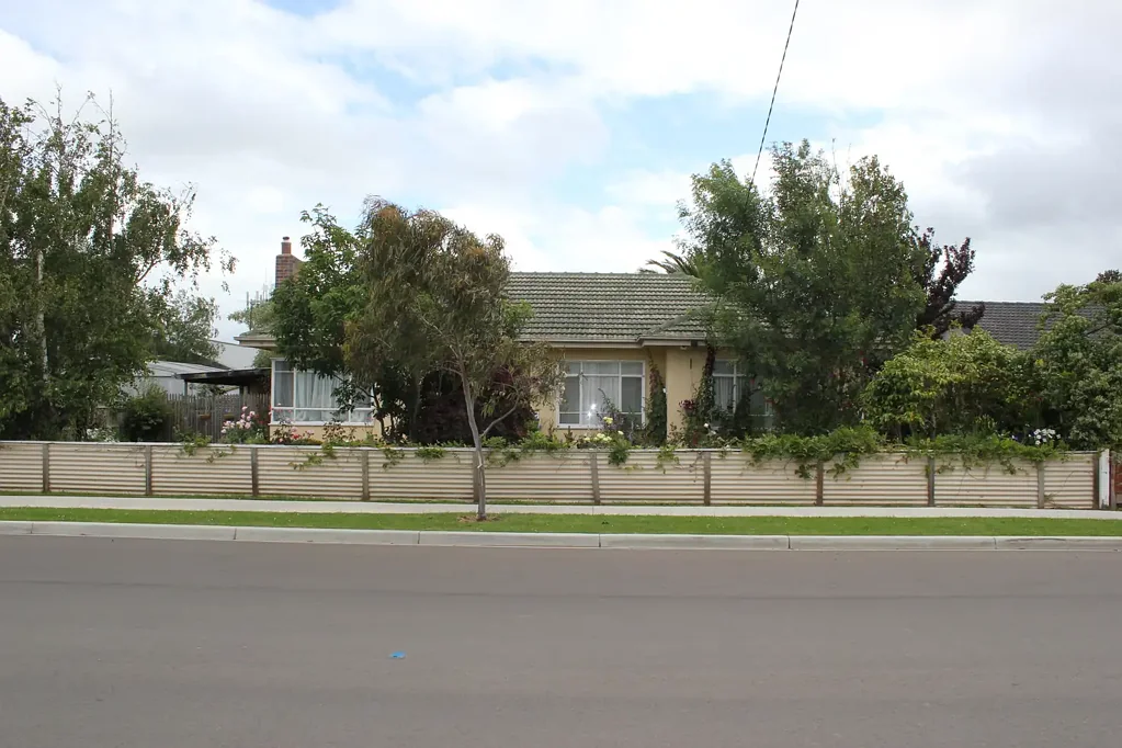 27 Rodgers Street, Yarram, VIC 3971