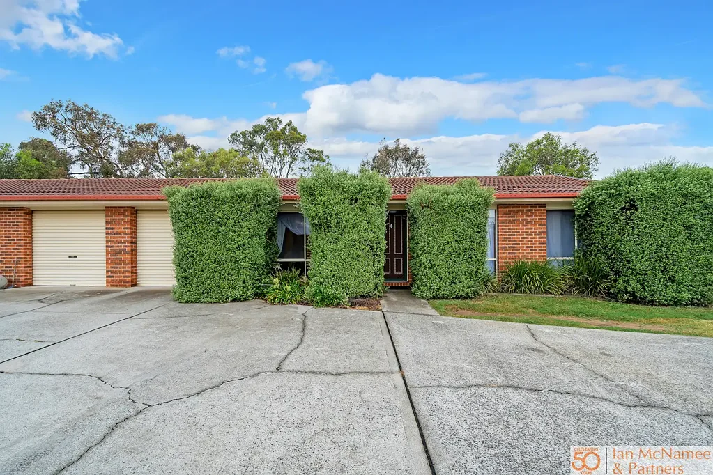 ** UNDER APPLICATIOM ** 

GREAT LOCATION BACKING RESERVE