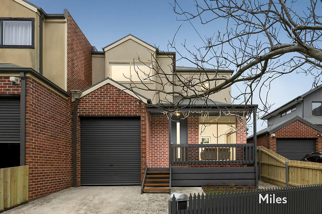 Ivanhoe 3ਬੈੱਡਰੂਮ Light-Filled, Low-Upkeep Package Opposite Parkland