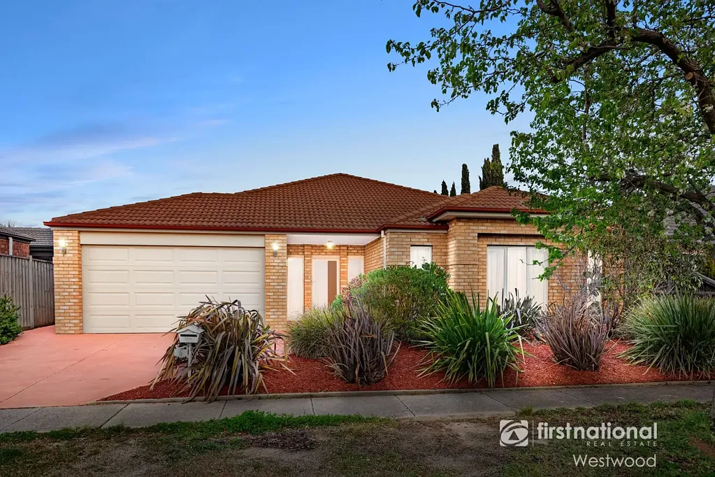 5 Hyacinth Place, Point Cook, VIC 3030