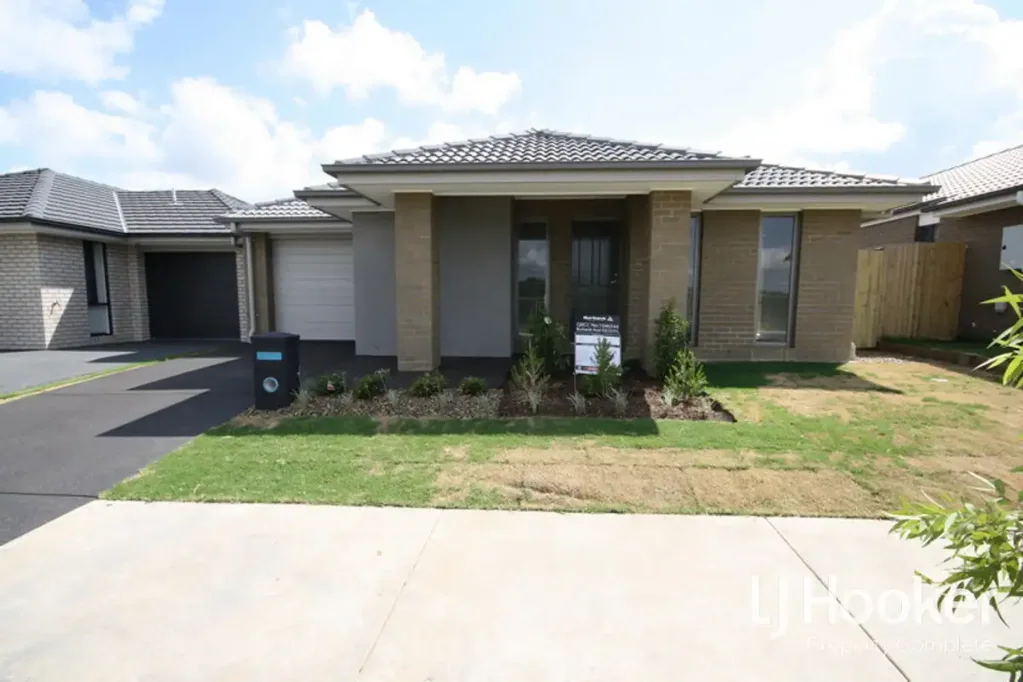 Low Maintenance Property For Lease!