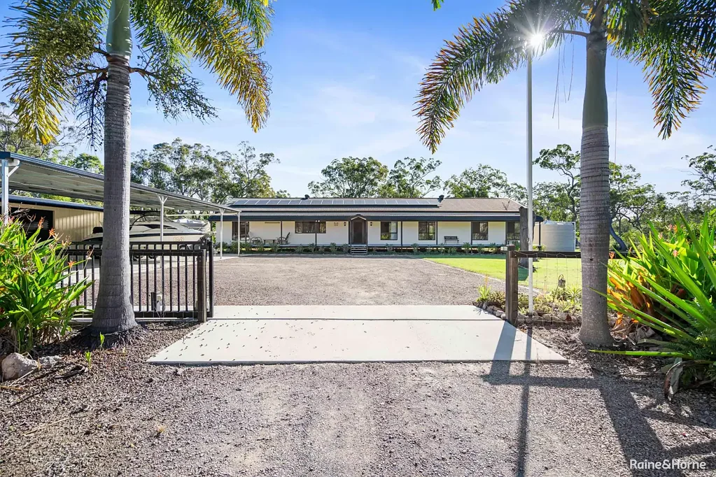 Pacific Haven 6房  Peaceful Acreage Living with Lifestyle Appeal