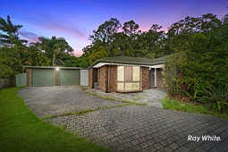 8 Salamander Place, Rochedale South