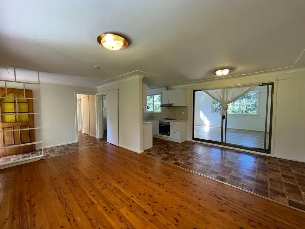 Three Bedroom Family Home. Pet Friendly