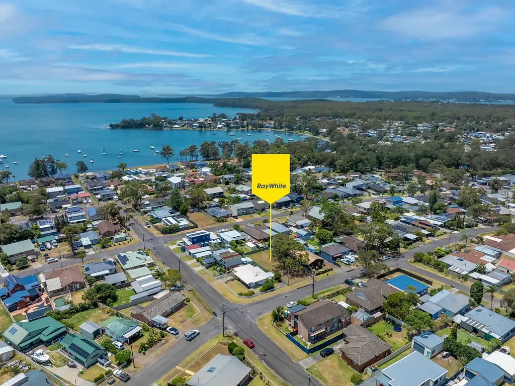 22 Warrina Avenue, Summerland Point, NSW 2259