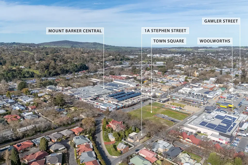 Mount Barker 3 Bedroom Location, location, location!
