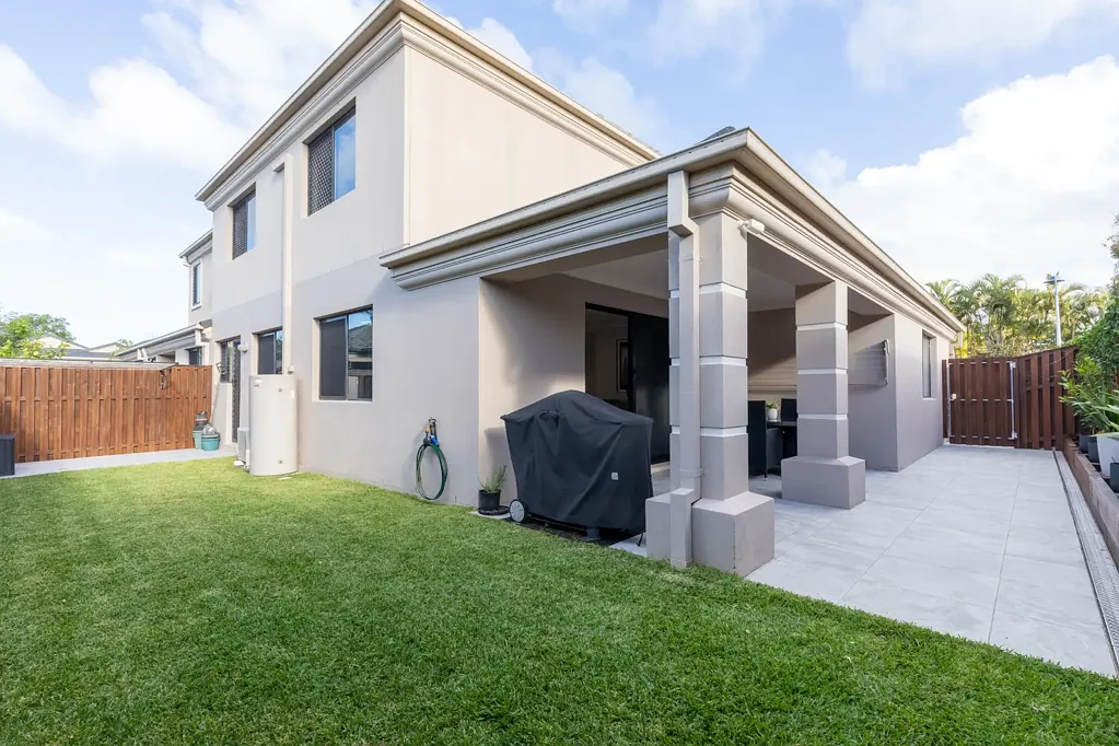 Robina 3ਬੈੱਡਰੂਮ MODERN, RENOVATED AND INCREDIBLY CENTRAL!!!