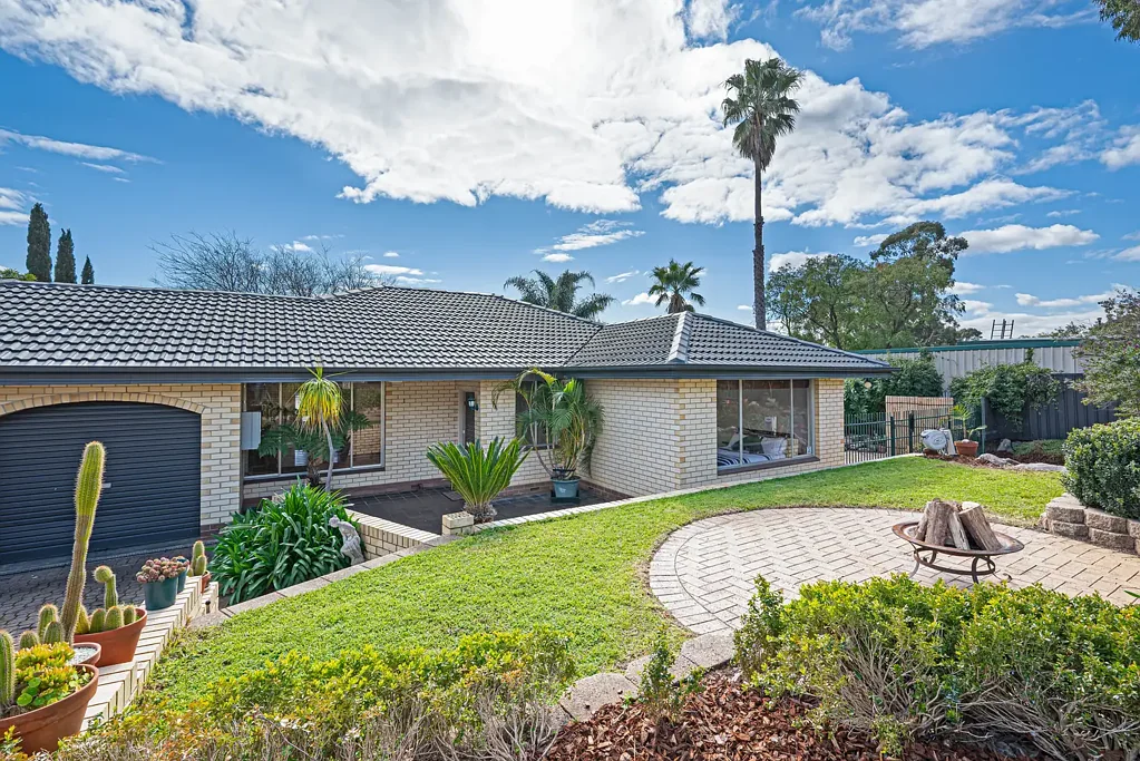 Flagstaff Hill 4Zimmer 4 bedroom family home , in one of the areas most sought after locations