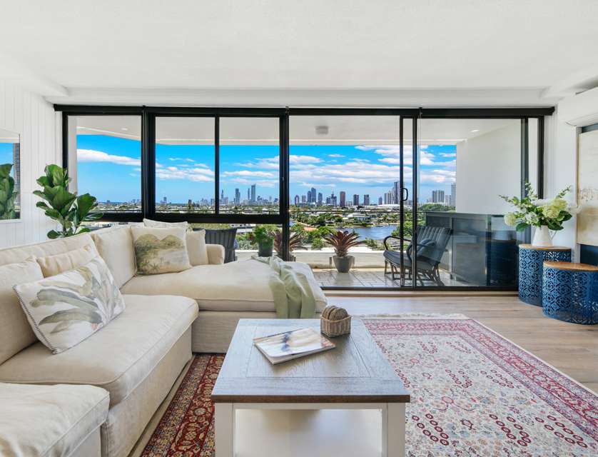 32/54 Hooker Boulevard, Mermaid Waters, QLD 4218, 2 Bedrooms, 2 Bathrooms, Apartment