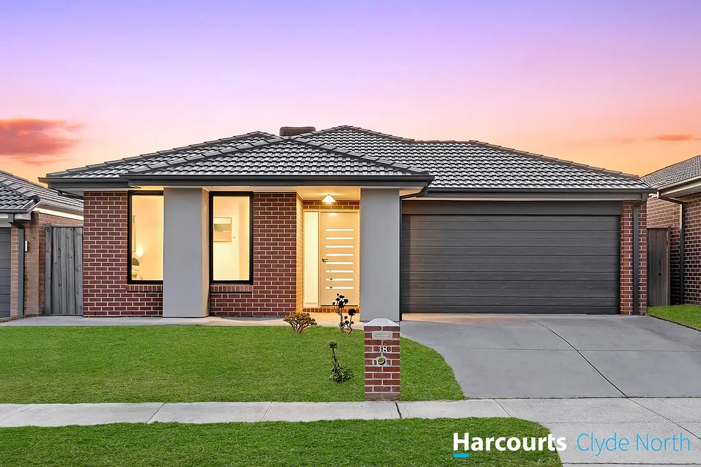38 Kamona Street, Clyde, VIC 3978