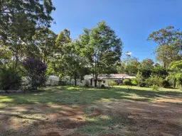 294 Crumpton Drive, Blackbutt North