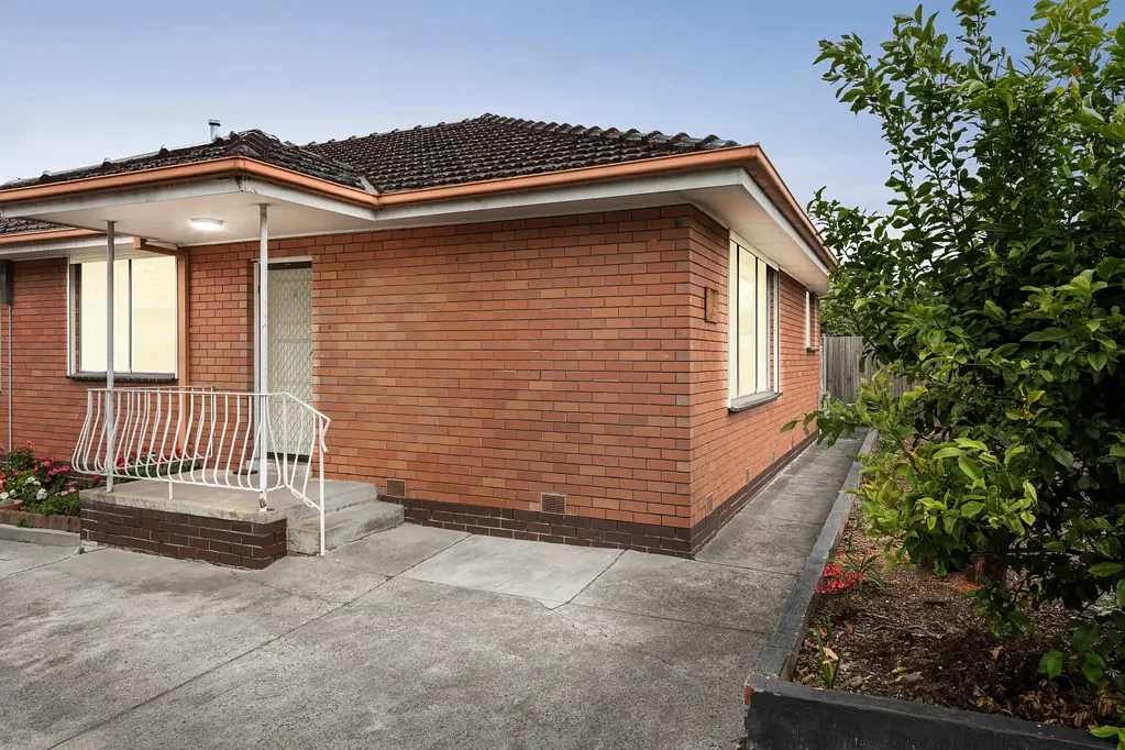 Oakleigh 2침실 Chadstone is Basically Your Backyard- A Perfect Home or a Prime Investment