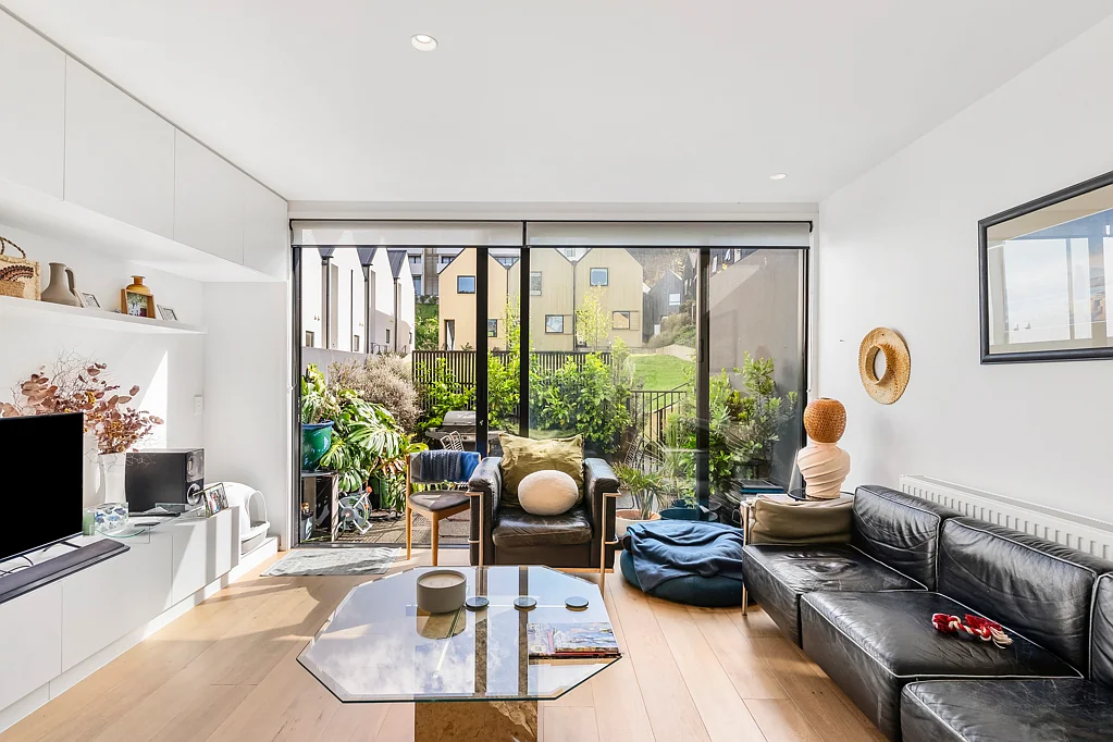 26 Jean Caldwell Way, Island Bay, Wellington