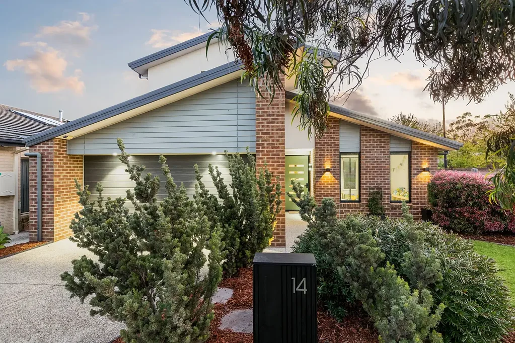 North Geelong 4બેડરૂમ Parkside Perfection Meets Urban Lifestyle Sophistication