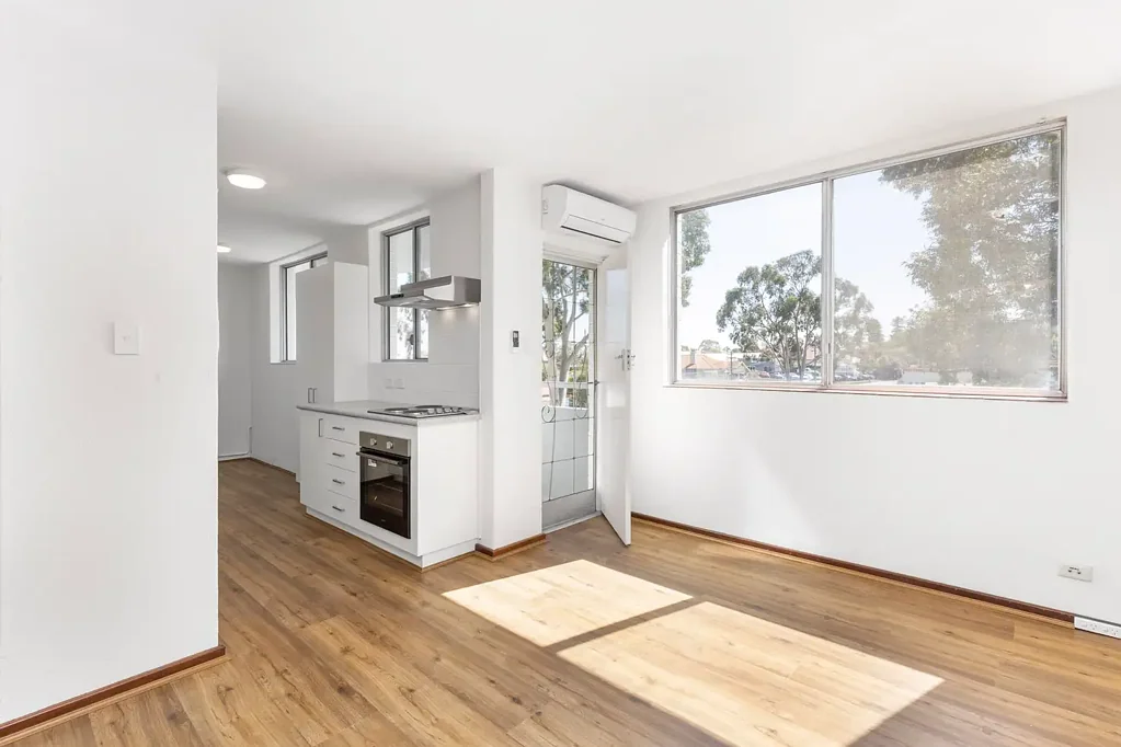 Mount Lawley 2房  Big, Bright & By the River