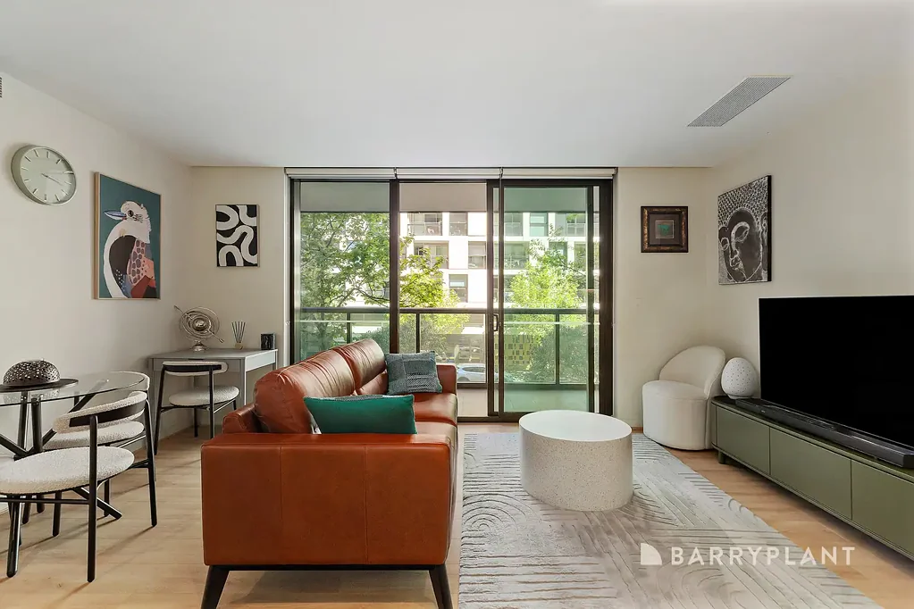 1F/8 Waterside Place, Docklands, VIC 3008