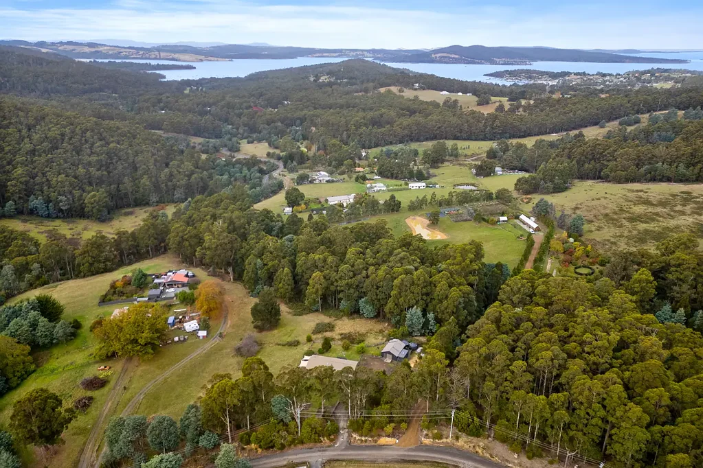 9 Nala Road, Oyster Cove, TAS 7150