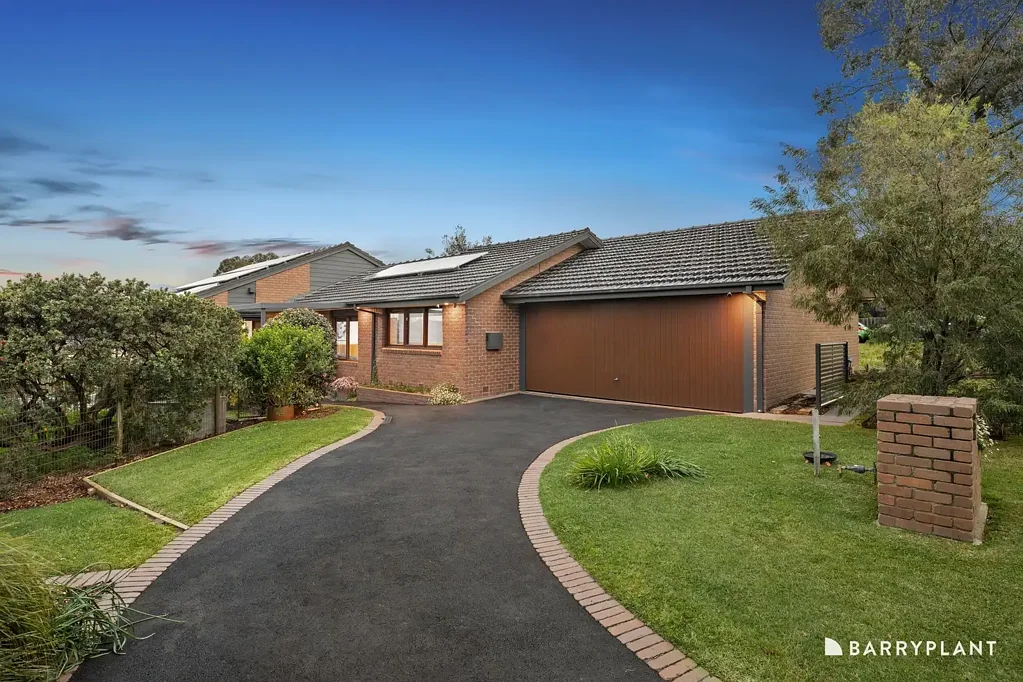 Bayswater 4Kwarto Space, Serenity and a Superb Family Setting