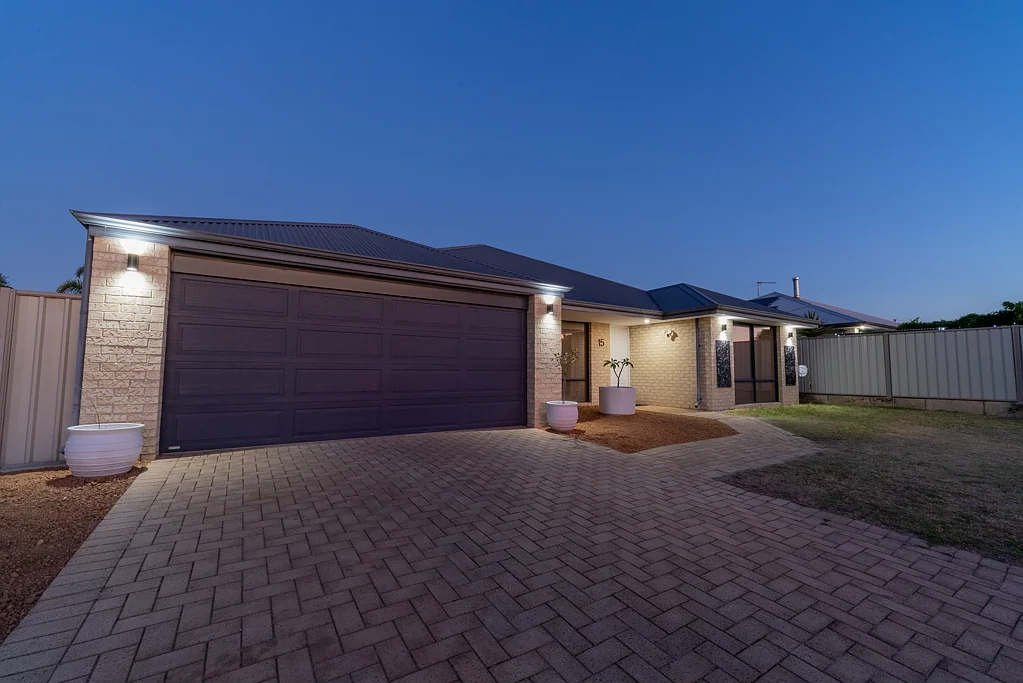 15 Malachite Dr, Australind, WA 6233