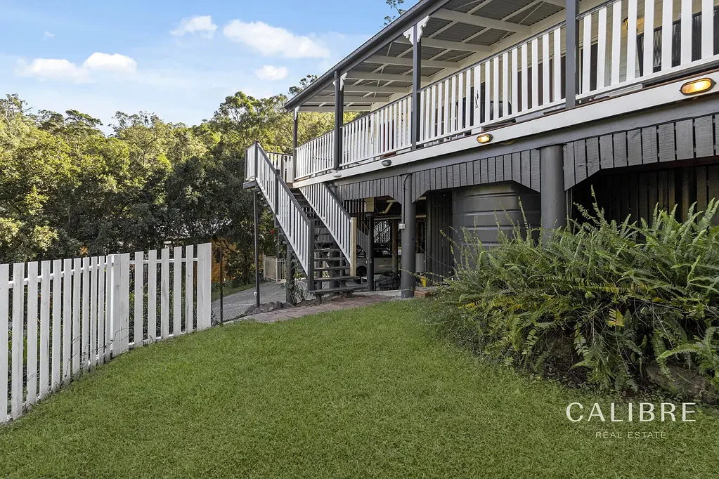 17 Wollundry Place, The Gap, QLD 4061
