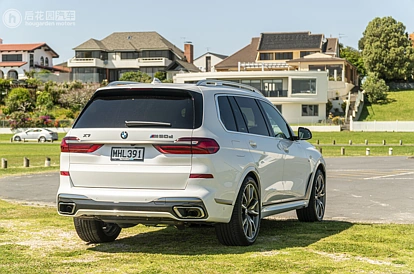 【后花园说车】"表里不一"的大家伙 - 新西兰中文首测BMW X7 M50D