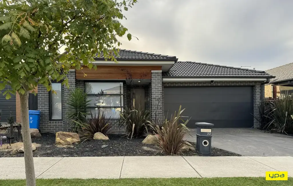 Charming Clyde North Home Awaits You